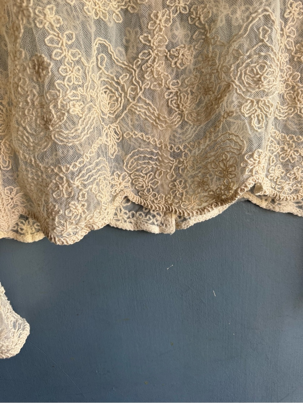 LIV Los Angeles Women’s Cream/Beige Embroidered Mesh Lace Cardigan Size L - Picture 7 of 11